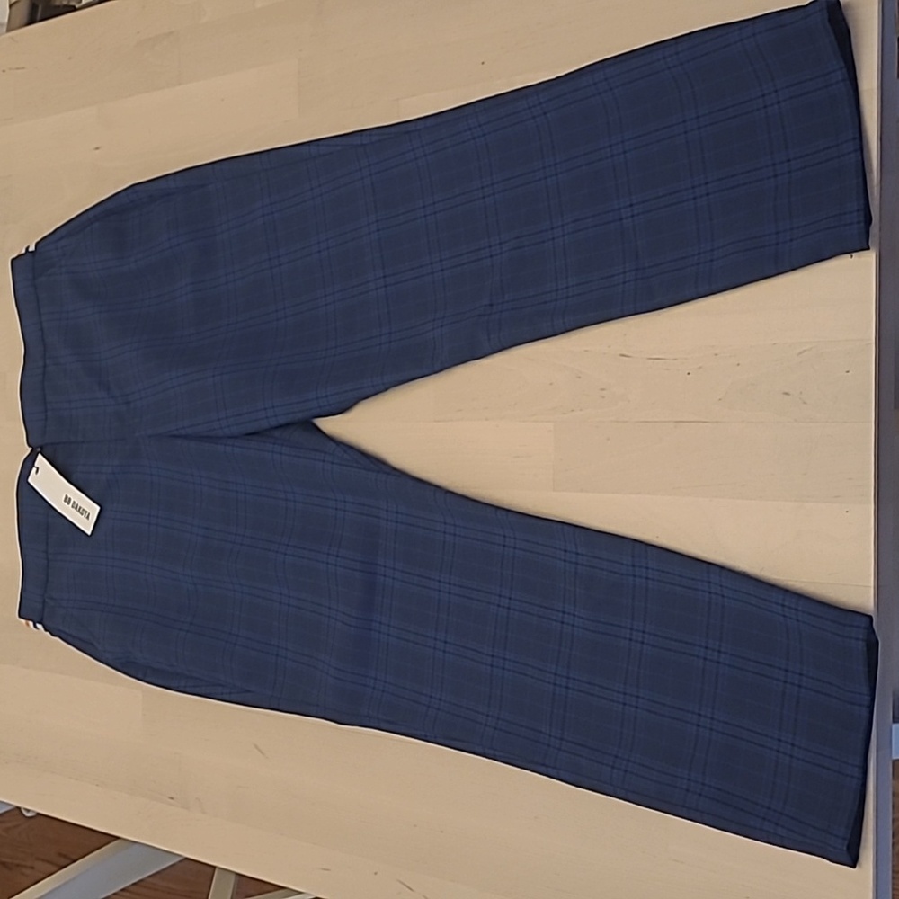 NWT BB Dakota Work it Out Blue Plaid Cropped Pants with Pockets